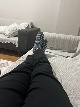 zilzop online show from March 21, 2026, 6:44 pm