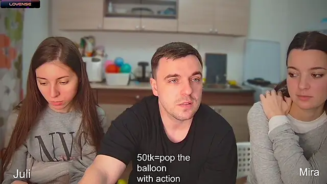 fcjuicy pussy online show from December 10, 2024, 4:49 pm