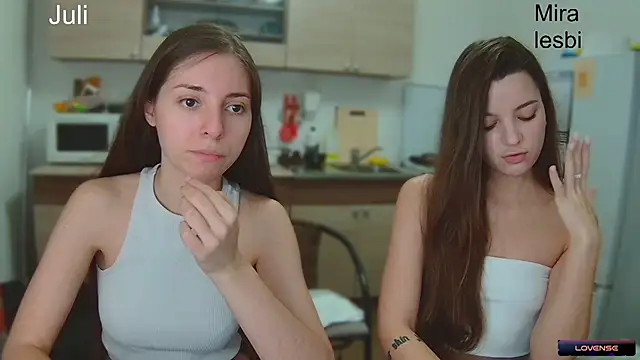 fcjuicy pussy online show from December 21, 2024, 4:25 pm