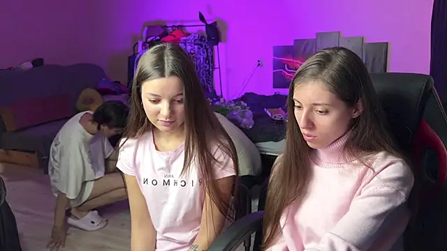 fcjuicy pussy online show from December 24, 2024, 2:22 pm