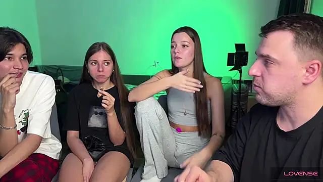 fcjuicy pussy online show from January 29, 2025, 8:04 pm