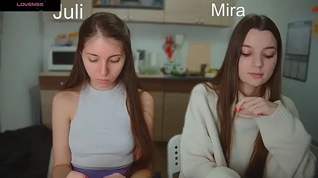 fcjuicy pussy online show from March 5, 2025, 4:46 pm