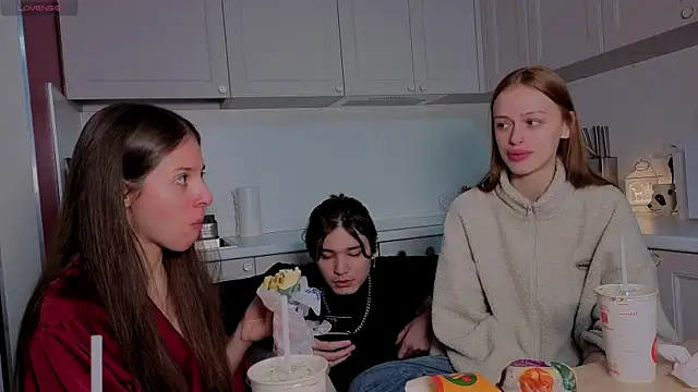 fcjuicy pussy online show from December 21, 2025, 7:37 am