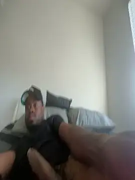 Snapshot of PointingPetrol chatting on November 14, 2025, 2:16 pm PointingPetrol online show from November 14, 2025, 2:16 pm