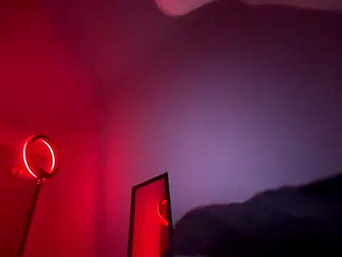 PointingPetrol online show from November 15, 2025, 7:49 am