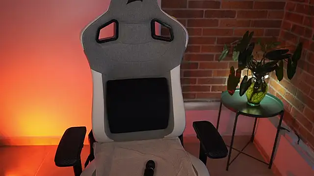 anyacutex online show from January 1, 2025, 10:13 pm