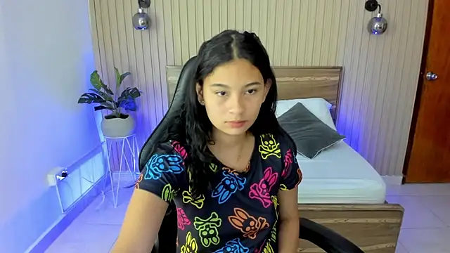 Snapshot of melody_flowers chatting on January 7, 2025, 12:09 pm melody flowers online show from January 7, 2025, 12:09 pm