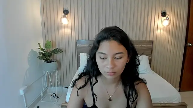 Snapshot of melody_flowers chatting on January 15, 2025, 3:50 pm melody flowers online show from January 15, 2025, 3:50 pm