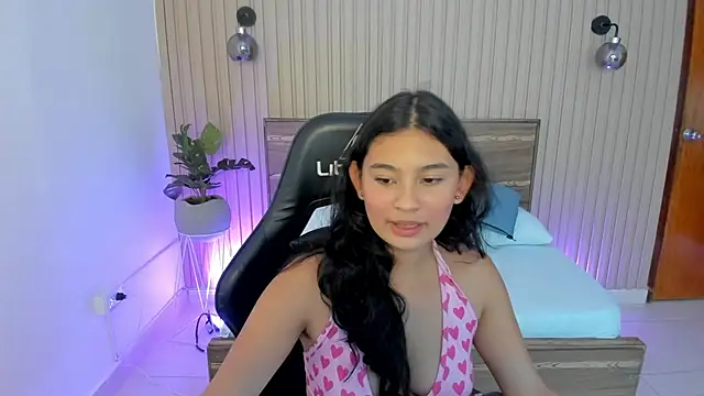 Snapshot of melody_flowers chatting on January 27, 2025, 3:28 pm melody flowers online show from January 27, 2025, 3:28 pm