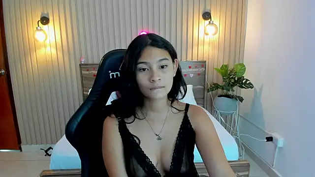 Snapshot of melody_flowers chatting on February 20, 2025, 3:19 pm melody flowers online show from February 20, 2025, 3:19 pm