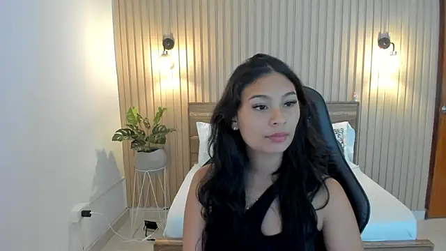 Snapshot of melody_flowers chatting on March 8, 2025, 12:30 pm melody flowers online show from March 8, 2025, 12:30 pm