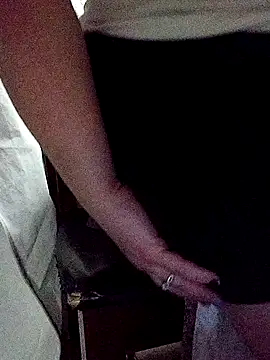 lilbishmiss online show from October 20, 2025, 5:24 pm