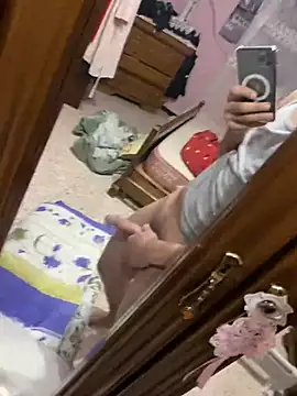 Snapshot of hot-boyy2 chatting on February 14, 2025, 7:02 pm hot-boyy2 online show from February 14, 2025, 7:02 pm