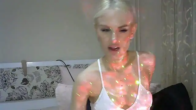 mirayx online show from December 3, 2024, 5:45 pm