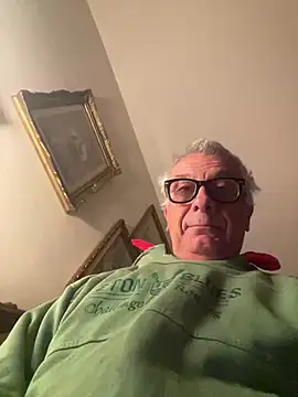 Snapshot of 4n4l1zz4m1 chatting on March 3, 2025, 3:52 am 4n4l1zz4m1 online show from March 3, 2025, 3:52 am