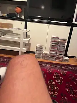 Snapshot of 4n4l1zz4m1 chatting on March 4, 2025, 5:13 pm 4n4l1zz4m1 online show from March 4, 2025, 5:13 pm