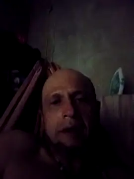 Snapshot of edijavimes chatting on February 19, 2026, 2:18 am edijavimes online show from February 19, 2026, 2:18 am