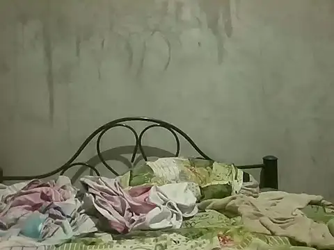 Snapshot of edijavimes chatting on February 28, 2026, 3:51 am edijavimes online show from February 28, 2026, 3:51 am