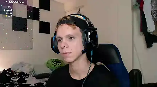 bryamado69 online show from January 21, 2025, 3:48 am