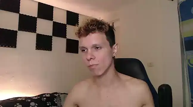 bryamado69 online show from January 24, 2025, 10:51 pm