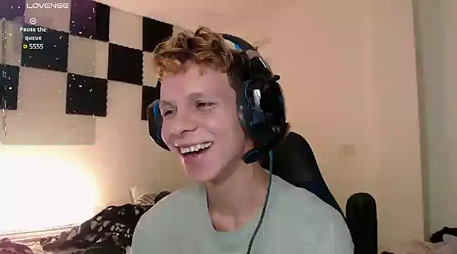 bryamado69 online show from January 30, 2025, 6:35 am