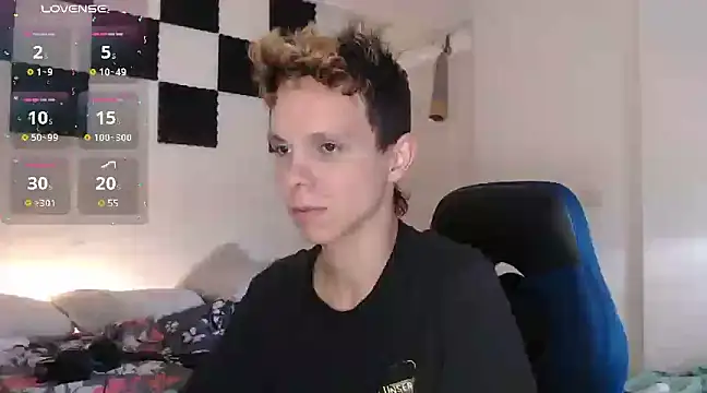 bryamado69 online show from February 12, 2025, 1:27 pm