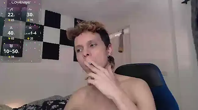 bryamado69 online show from March 8, 2025, 7:53 pm