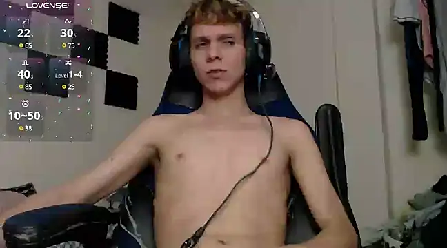 bryamado69 online show from March 10, 2025, 6:49 am