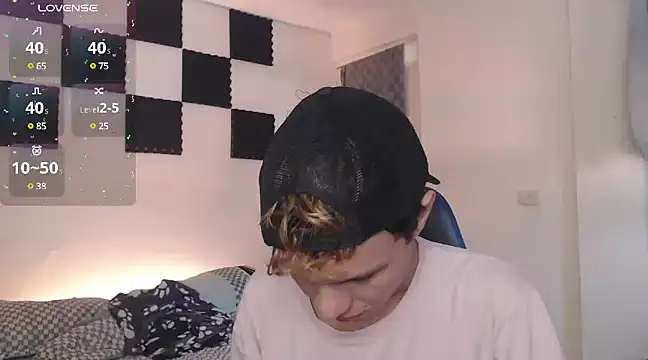 bryamado69 online show from March 14, 2025, 7:44 pm