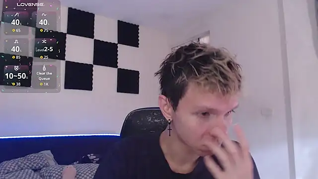 bryamado69 online show from September 10, 2025, 12:38 pm