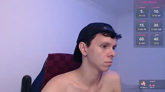 bryamado69 online show from April 4, 2026, 7:22 pm