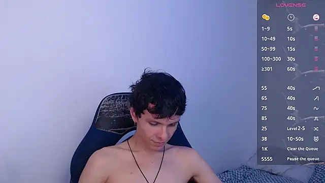 bryamado69 online show from May 15, 2026, 8:16 pm