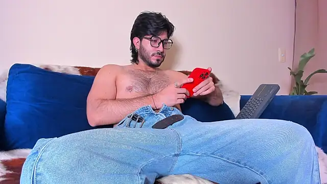 Ackerman Eren  online show from January 24, 2025, 6:04 pm