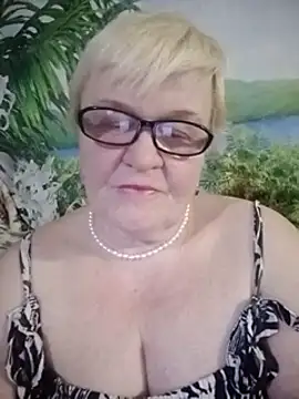 VioletSweet566 online show from January 22, 2025, 9:10 pm