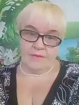 VioletSweet566 online show from February 9, 2025, 11:25 am