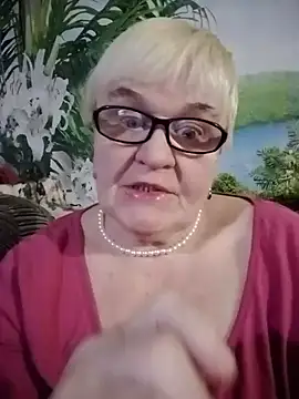 VioletSweet566 online show from February 24, 2025, 7:09 pm