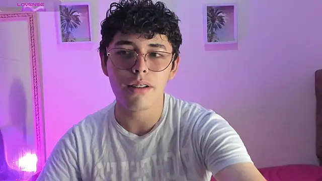 dani 2226 online show from November 15, 2025, 4:21 am