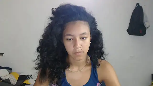Snapshot of ley_blus10 chatting on March 14, 2025, 2:19 pm ley blus10 online show from March 14, 2025, 2:19 pm