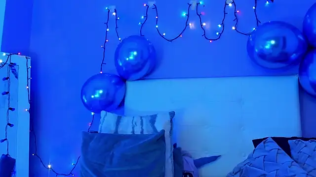 Charlotte11-11 online show from December 17, 2025, 2:56 pm