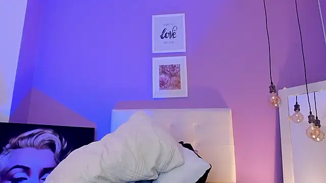 Charlotte11-11 online show from March 8, 2026, 2:04 am