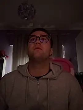 Snapshot of ErPumas126 chatting on January 15, 2025, 2:35 pm ErPumas126 online show from January 15, 2025, 2:35 pm