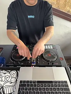 ErPumas126 online show from March 25, 2026, 3:18 pm