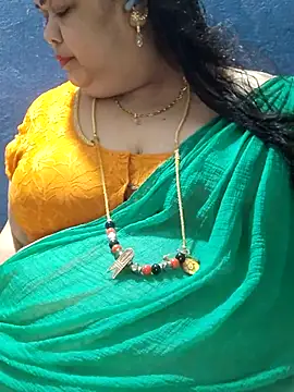 tamilthanushri online show from October 17, 2025, 8:17 am