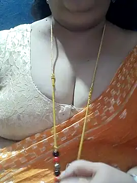 tamilthanushri online show from October 21, 2025, 6:41 pm