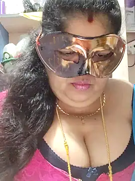 tamilthanushri online show from October 26, 2025, 9:10 pm