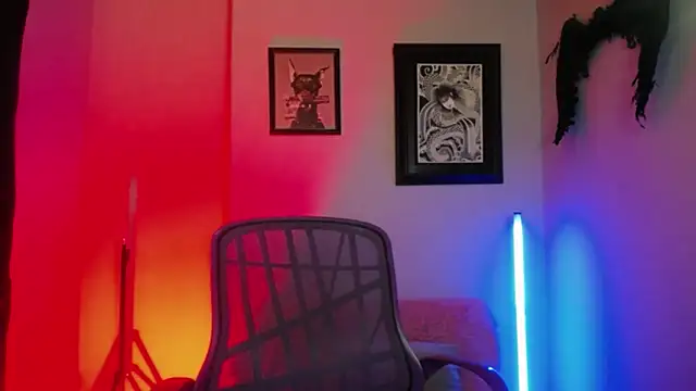 kim jeins11 online show from October 1, 2025, 11:55 pm