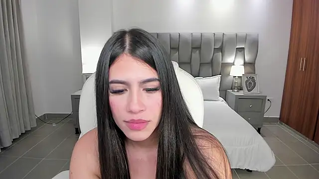Snapshot of sarita_evanss chatting on December 3, 2024, 9:44 am sarita evanss online show from December 3, 2024, 9:44 am