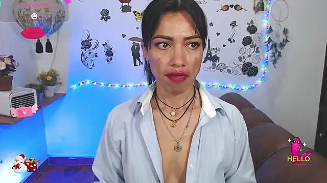 FernandaEloisa online show from January 9, 2025, 4:39 pm