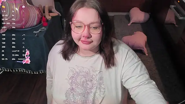 LilyBelll online show from February 15, 2026, 5:20 pm