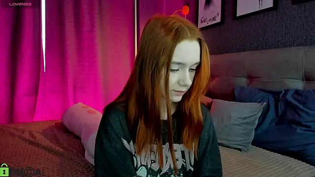 Lesi Moonie01 online show from March 29, 2026, 9:31 am